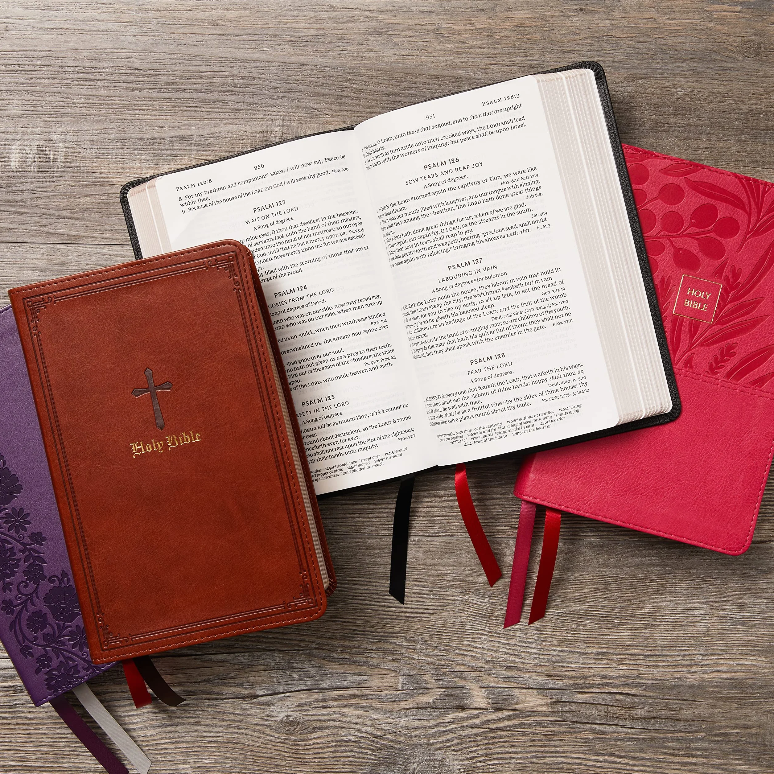 KJV Holy Bible: Large Print Single-Column with 43,000 End-Of-Verse Cross References, Brown Leathersoft, Personal Size, Red Letter, Comfort Print: King James Version: Holy Bible, King James Version