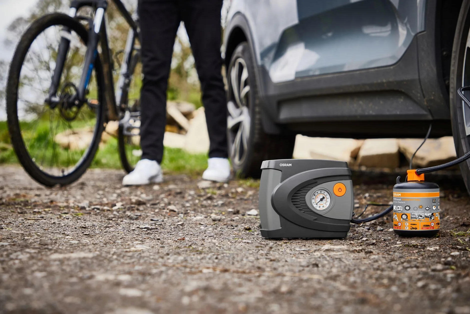 OSRAM TYREseal KIT ESSENTIAL, uszczelniacz do opon 450 ml, kompresor analogowy, TPMS Safe, zestaw