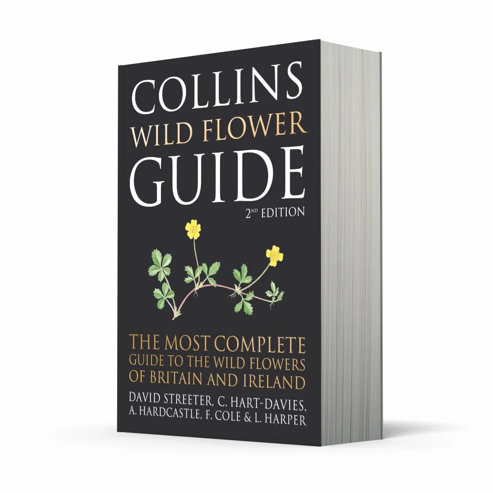 Collins Wild Flower Guide: The Authoritative Illustrated Reference for Identifying Over 1900 Species