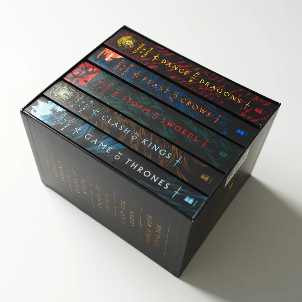 George R. R. Martin's A Game of Thrones 5-Book Boxed Set (Song of Ice and Fire Series): A Game of Thrones, A Clash of Kings, A Storm of Swords, A Feast for Crows, and A Dance with Dragons: 1-5