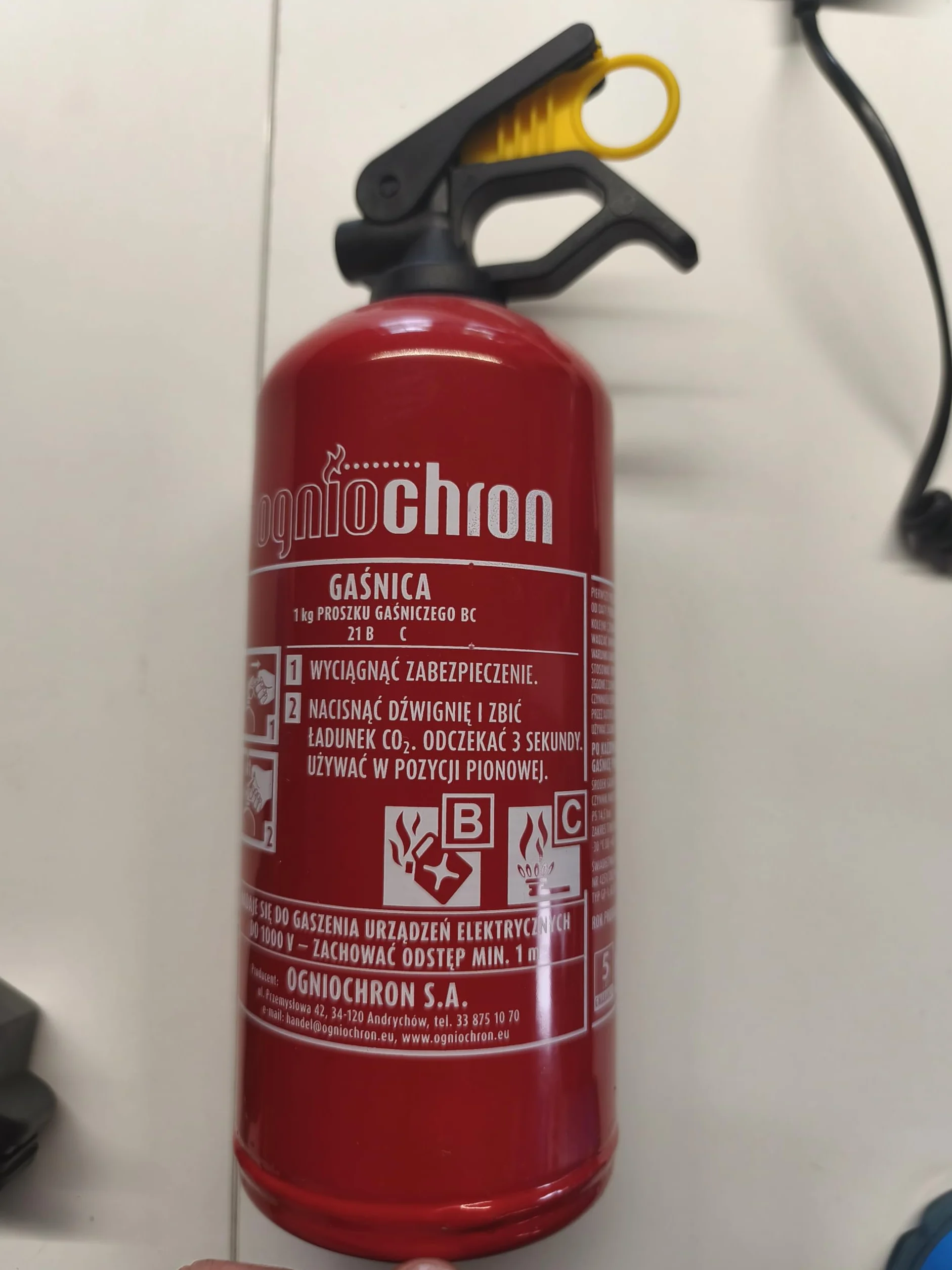 Gaśnica Samochodowa Proszkowa 1 kg z Uchwytem Mocowanie na Rzep Ogniochron