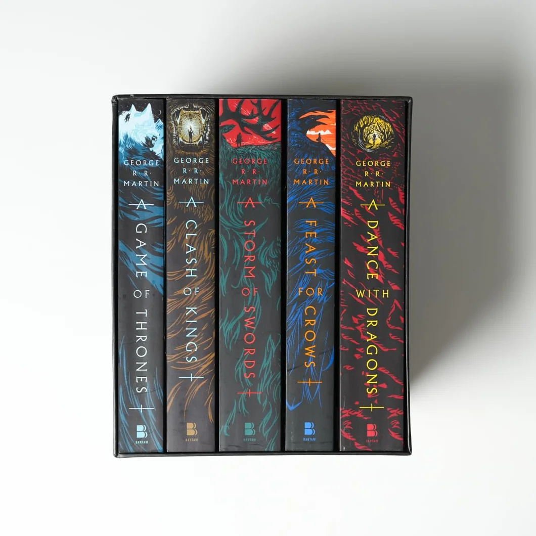 George R. R. Martin's A Game of Thrones 5-Book Boxed Set (Song of Ice and Fire Series): A Game of Thrones, A Clash of Kings, A Storm of Swords, A Feast for Crows, and A Dance with Dragons: 1-5