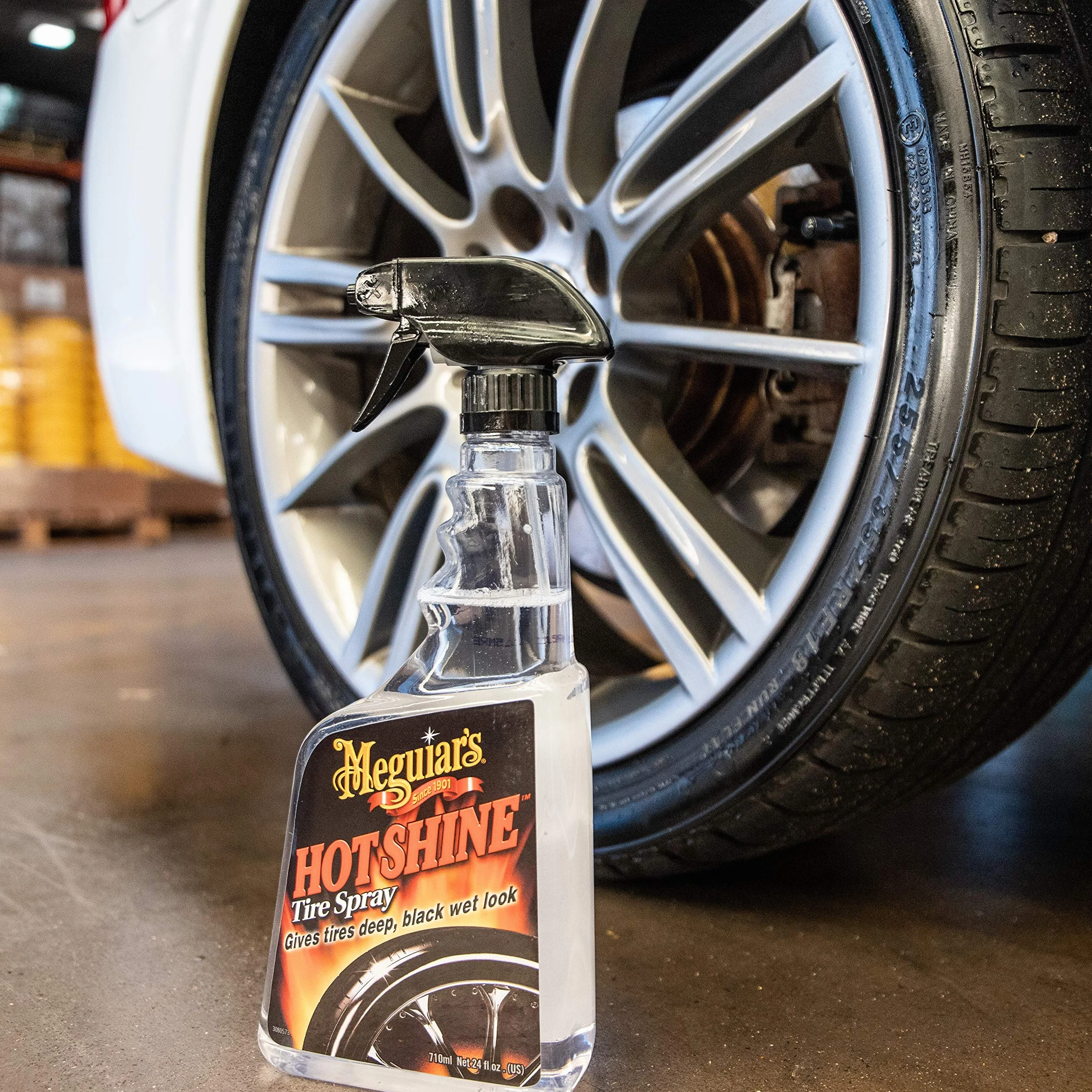 Meguiar's Hot Shine opona spray do opon, 710 ml