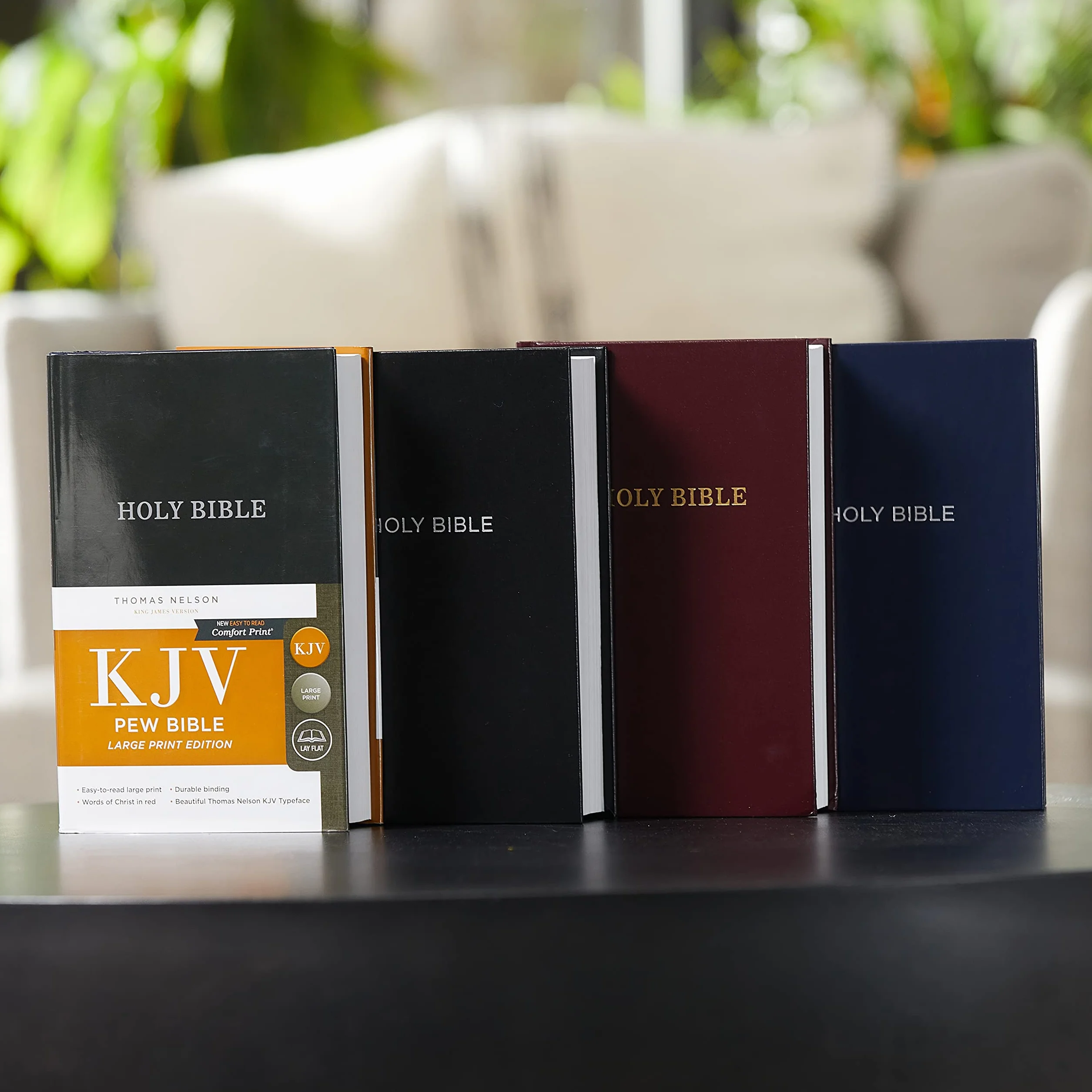 KJV, Pew Bible, Large Print, Hardcover, Blue, Red Letter Edition: Holy Bible, King James Version