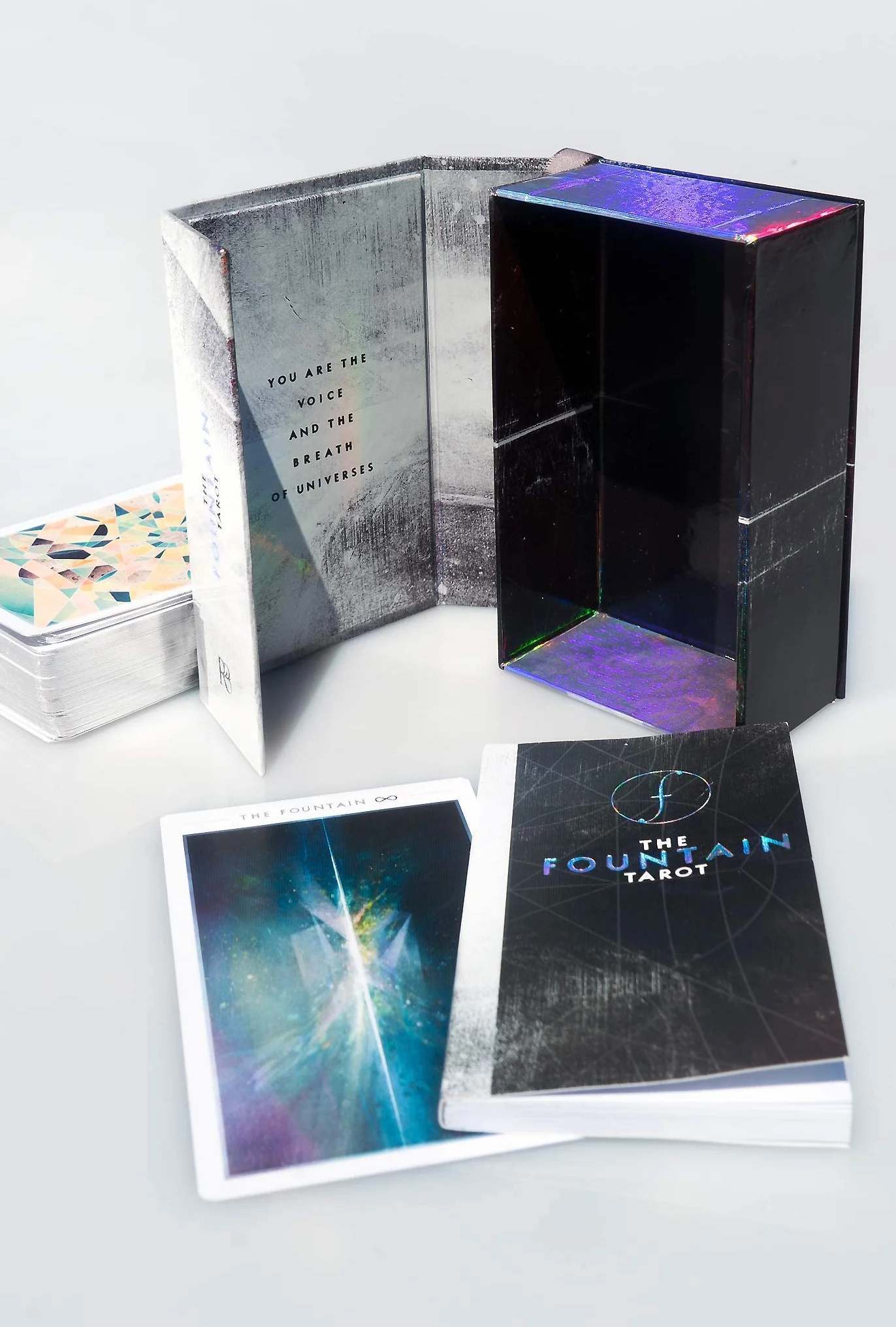 The Fountain Tarot: Illustrated Deck and Guidebook