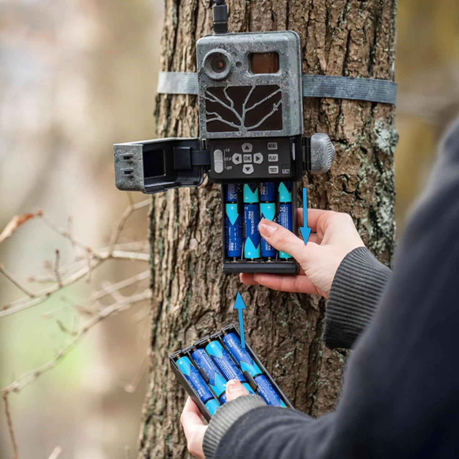 ZEISS Secacam magazynek na baterie 1 i 3 do szybkiej wymiany baterii, kompatybilny z aparatem ZEISS Secacam 1 i 3, praktyczne akcesorium do długich zastosowań w naturze