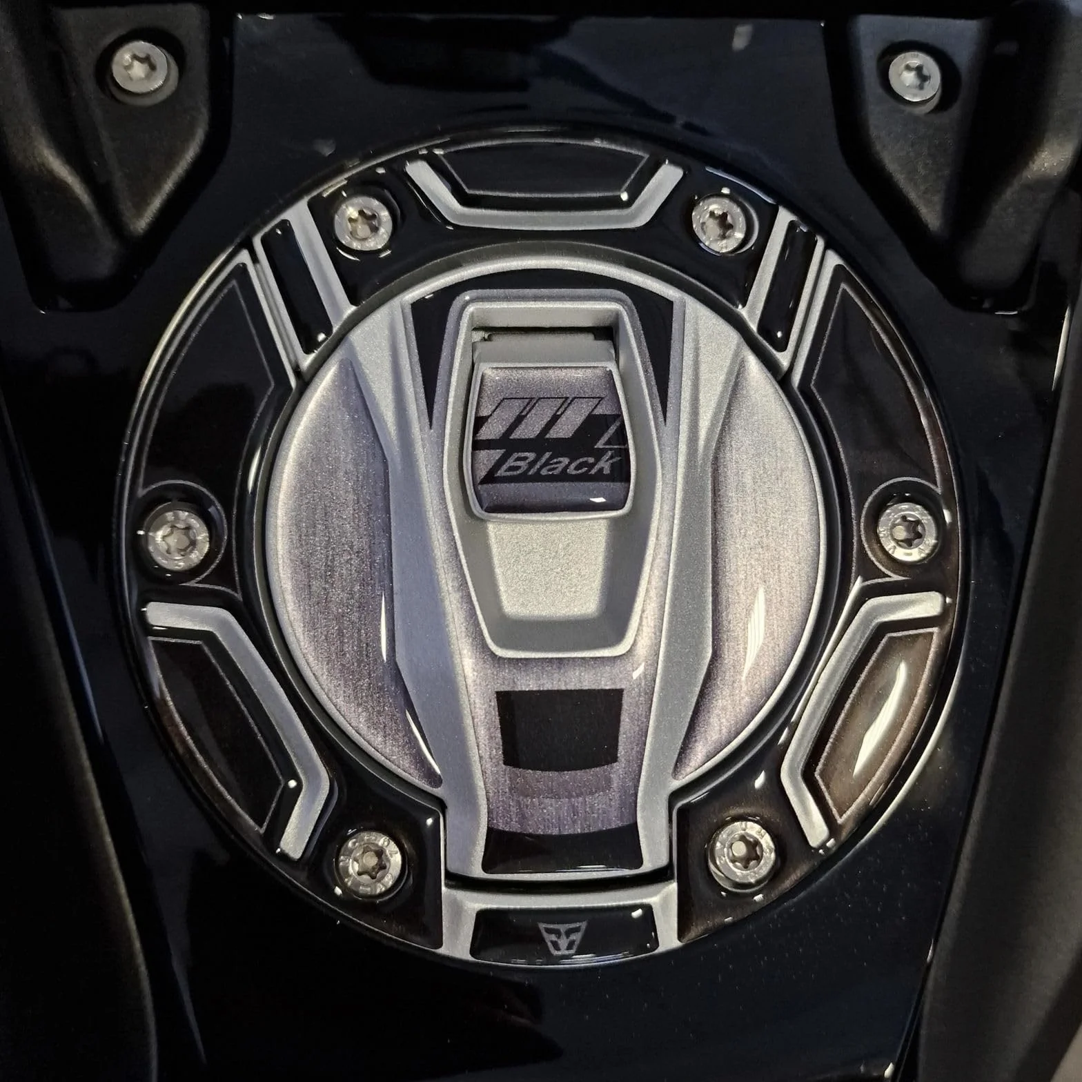 Naklejki Resin Bike BMW R 1300 GS Adventure Triple Black 2025-2026 3D ochronne na korek zbiornika