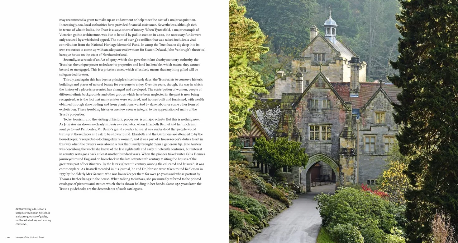 Houses of the National Trust: The history and heritage of homes and buildings from the National Trust