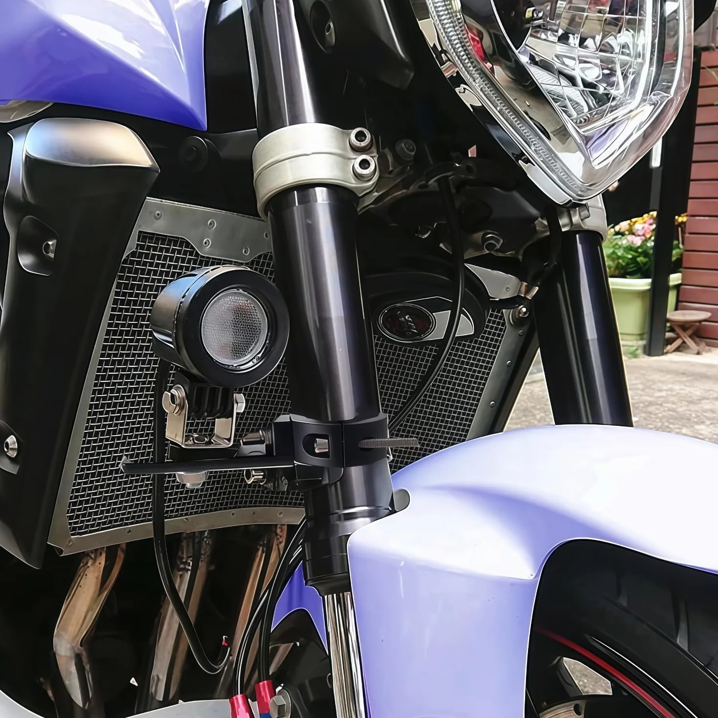 Uchwyt na reflektory motocyklowe 38 mm-60 mm 2 sztuki