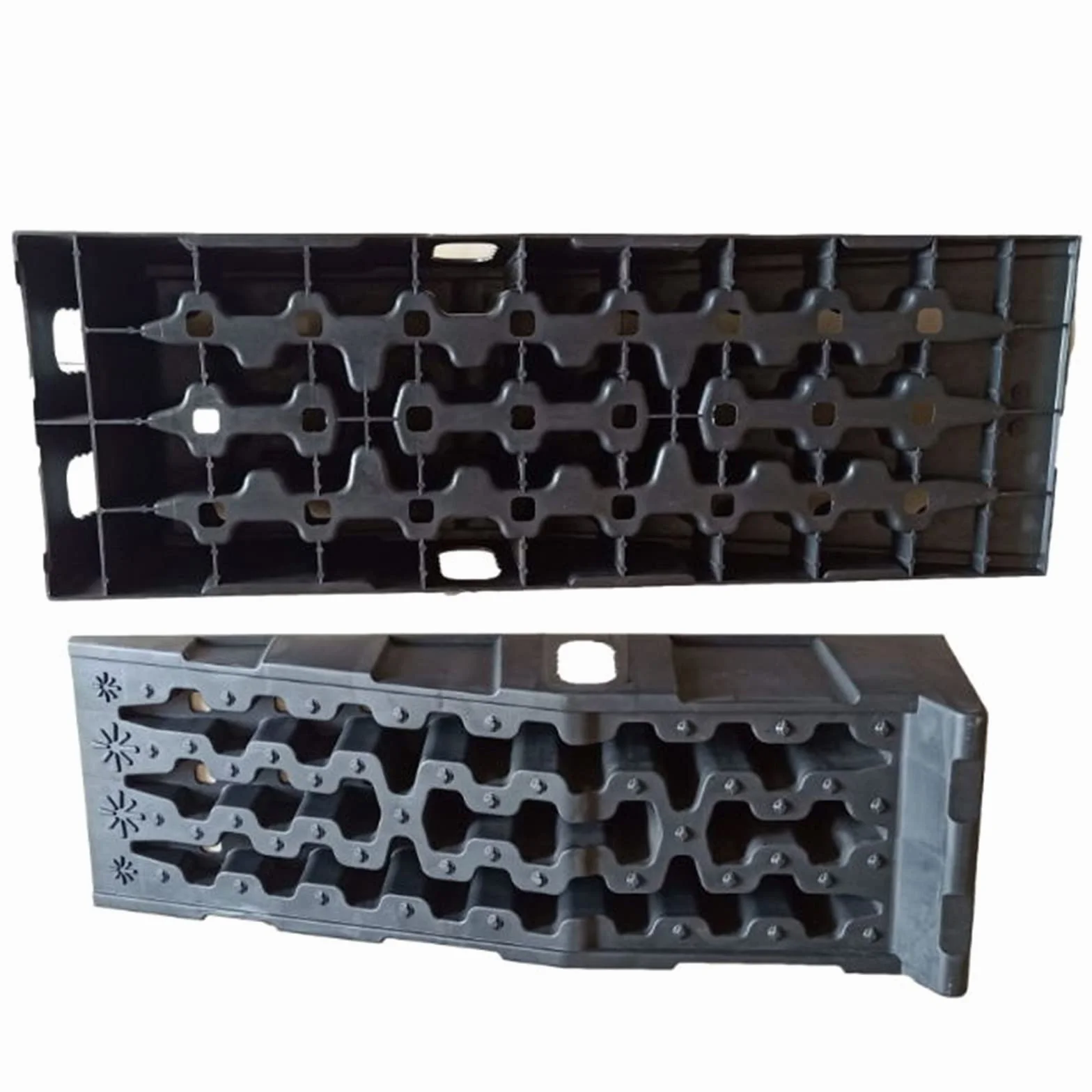 Rampa najazdowa 16000 lbs antypoślizgowa PP 90,8 x 30,8 x 22 cm