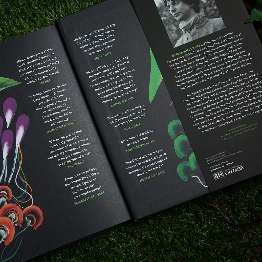 Entangled Life: A beautiful new edition of the Sunday Times bestseller featuring 100 illustrations