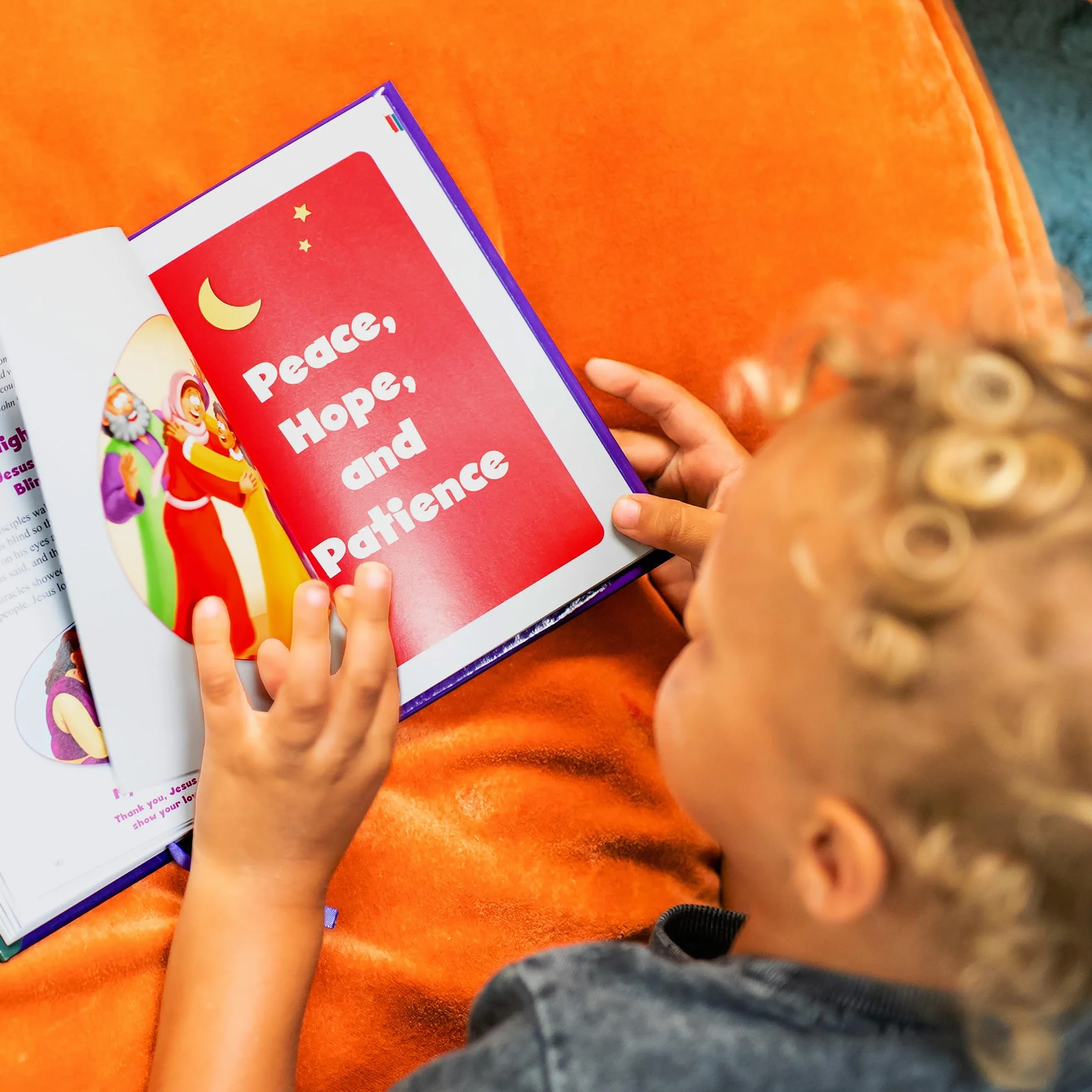 The Beginner's Bible 100 Bedtime Devotions: Thoughts and Prayers to End Your Day