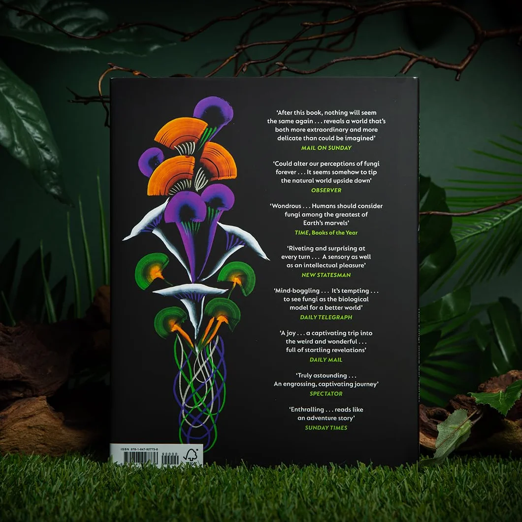 Entangled Life: A beautiful new edition of the Sunday Times bestseller featuring 100 illustrations