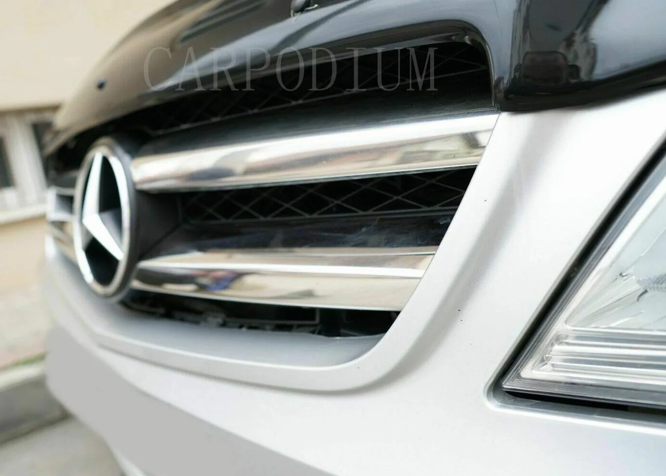 Chromowany przedni grill 4 sztuki ze stali nierdzewnej dla Mercedes VITO W639 FACELIFT od 2010 do 2014