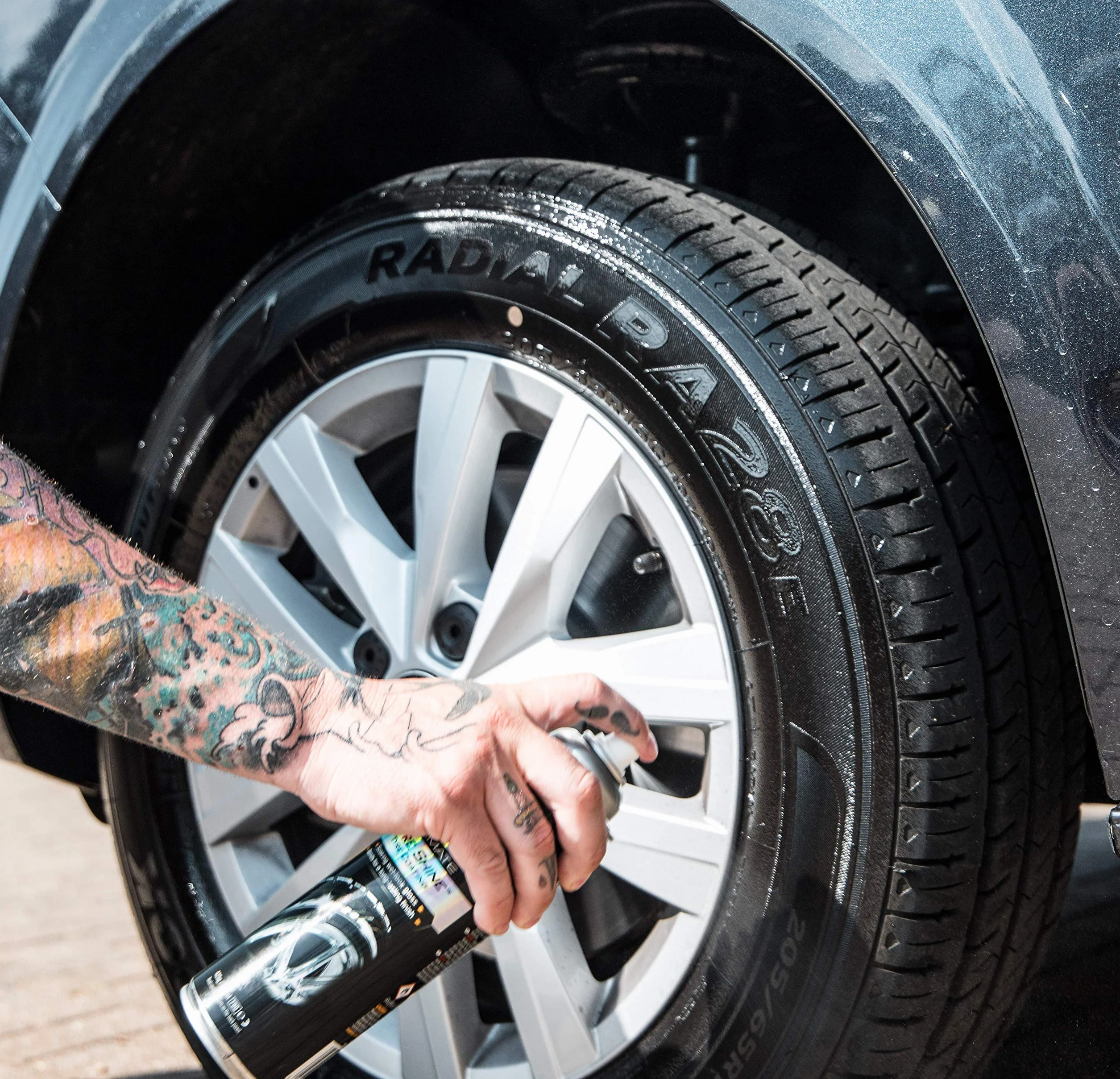 Meguiar's G192315EU Ultimate Tire Shine Tire Coating Opony Dressing 425g: Nasz najwyższy połysk opon błyszczy