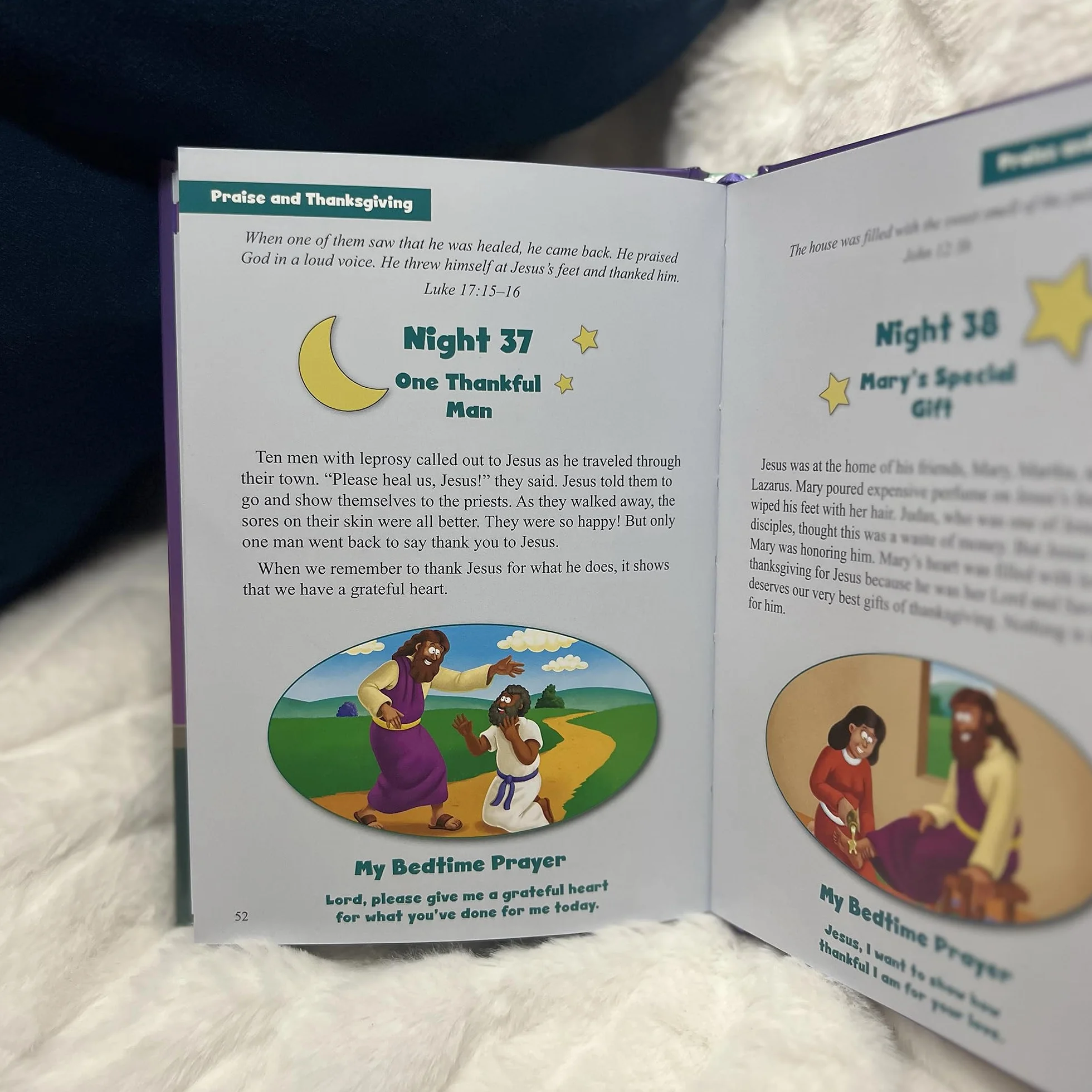 The Beginner's Bible 100 Bedtime Devotions: Thoughts and Prayers to End Your Day