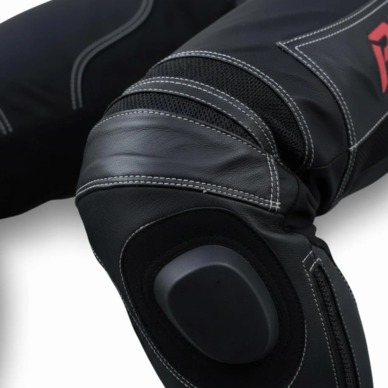 BI ESSE Kombinezon motocyklowy ze skóry i tkaniny, idealny na ulicę, długie podróże, wycieczki, pitbike, w komplecie z garbem i certyfikowanymi ochraniaczami