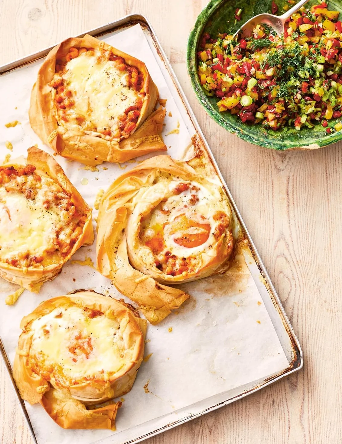 Eat Yourself Healthy: Jamie’s Ultimate Cookbook for Everyday Healthy Eating - With a 2-Week Health Kickstart Plan