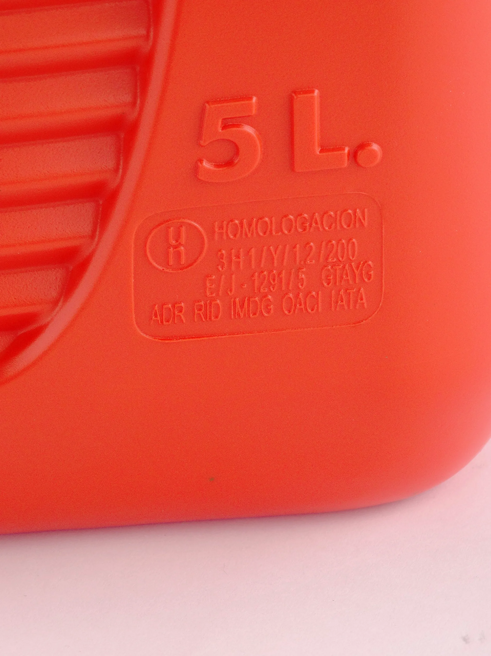 Tayg Jerrycan z wylewką 5 l