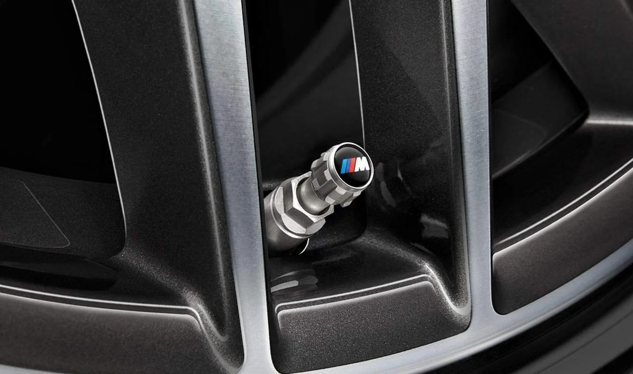 BMW M Performance nakładki ochronne na wentyle powietrzne przeciwpyłowe, 4 sztuki