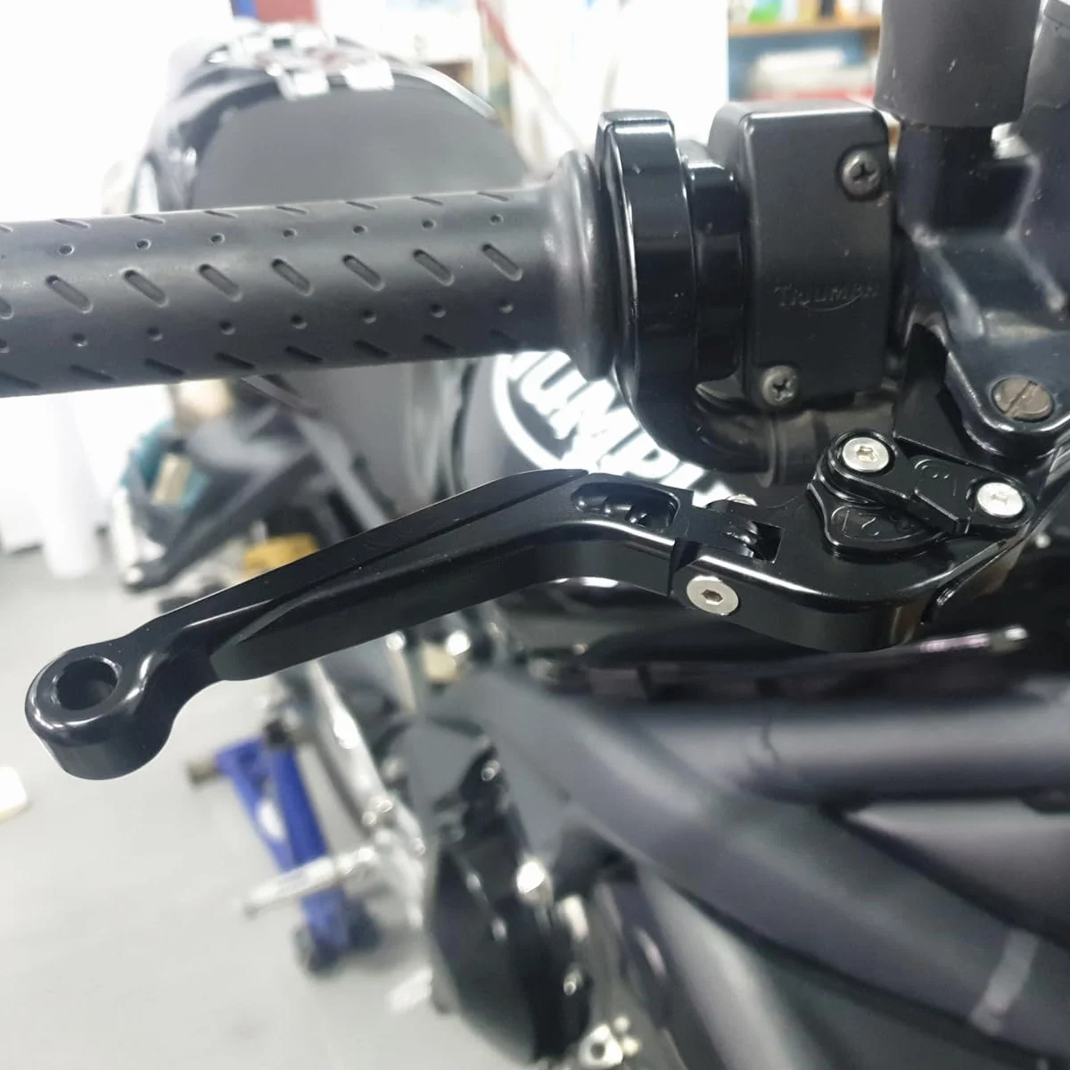 Royal Enfield Himalayan 450 Guerrilla 450 2024 2025 chowana składana dźwignia sprzęgła dźwigni hamulca, wykonana ze stopu aluminium CNC (czarna)