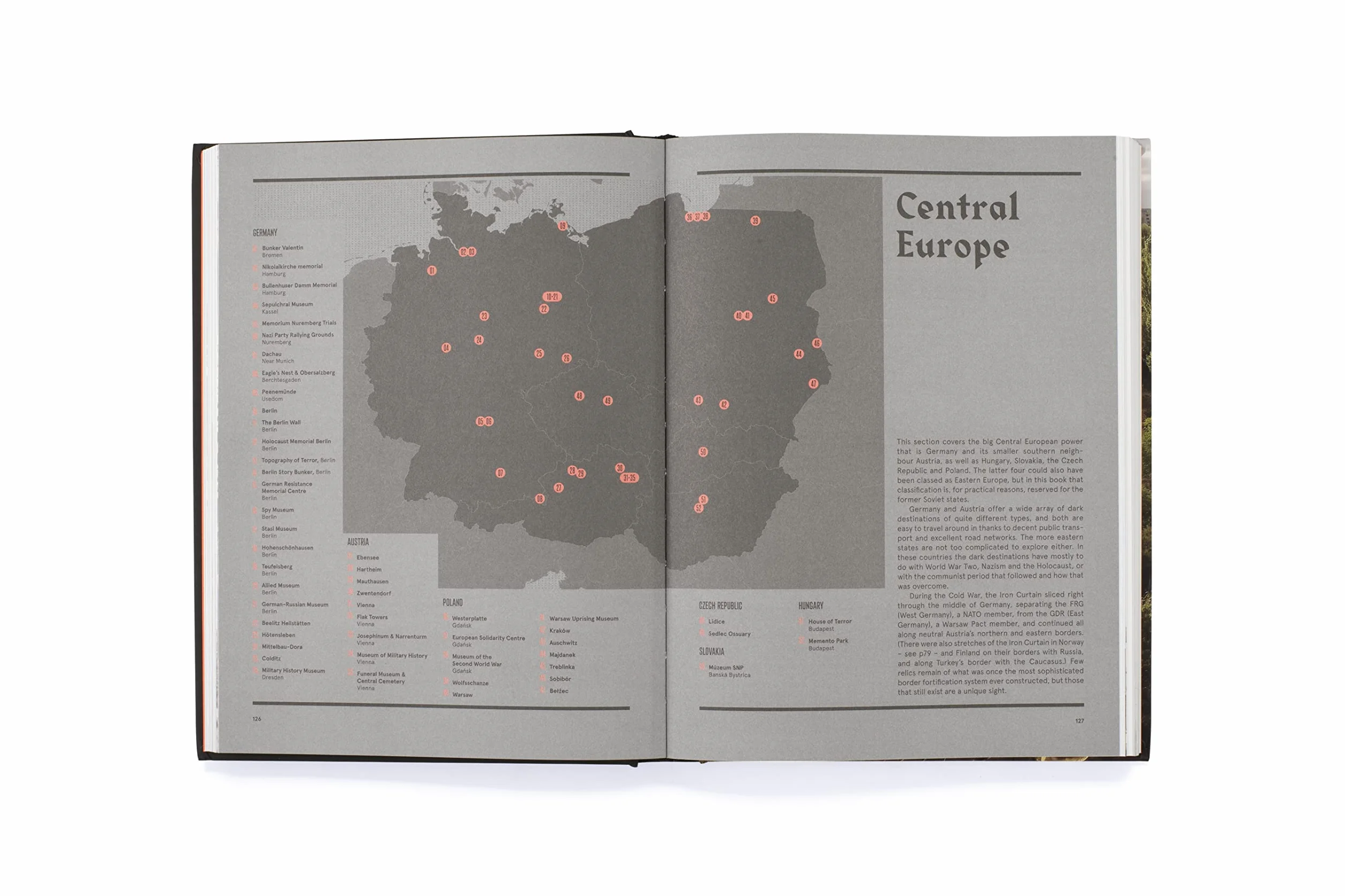 Atlas of Dark Destinations /anglais: Explore the World of Dark Tourism