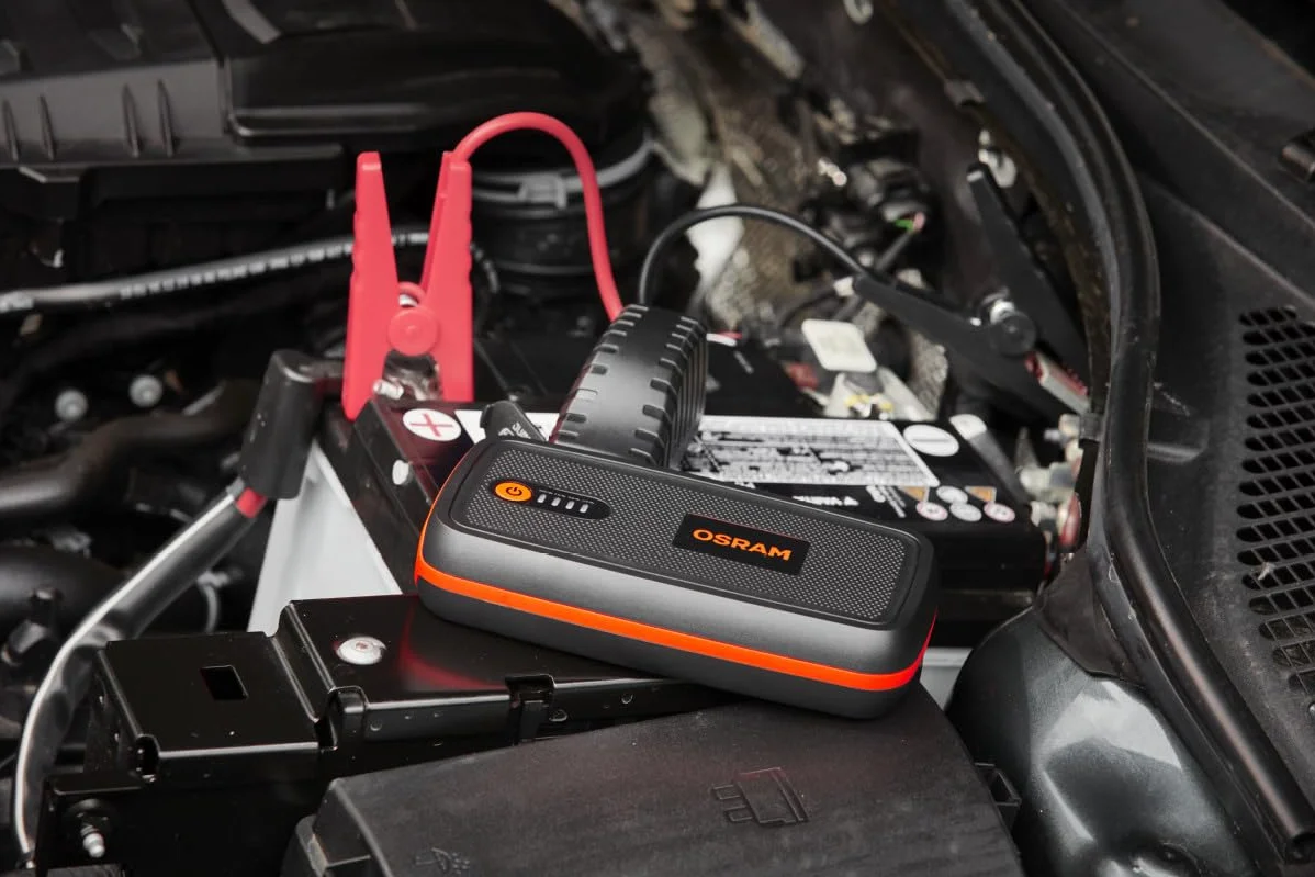 OSRAM BATTERYstart 300 rozrusznik samochodowy 13000 mAh