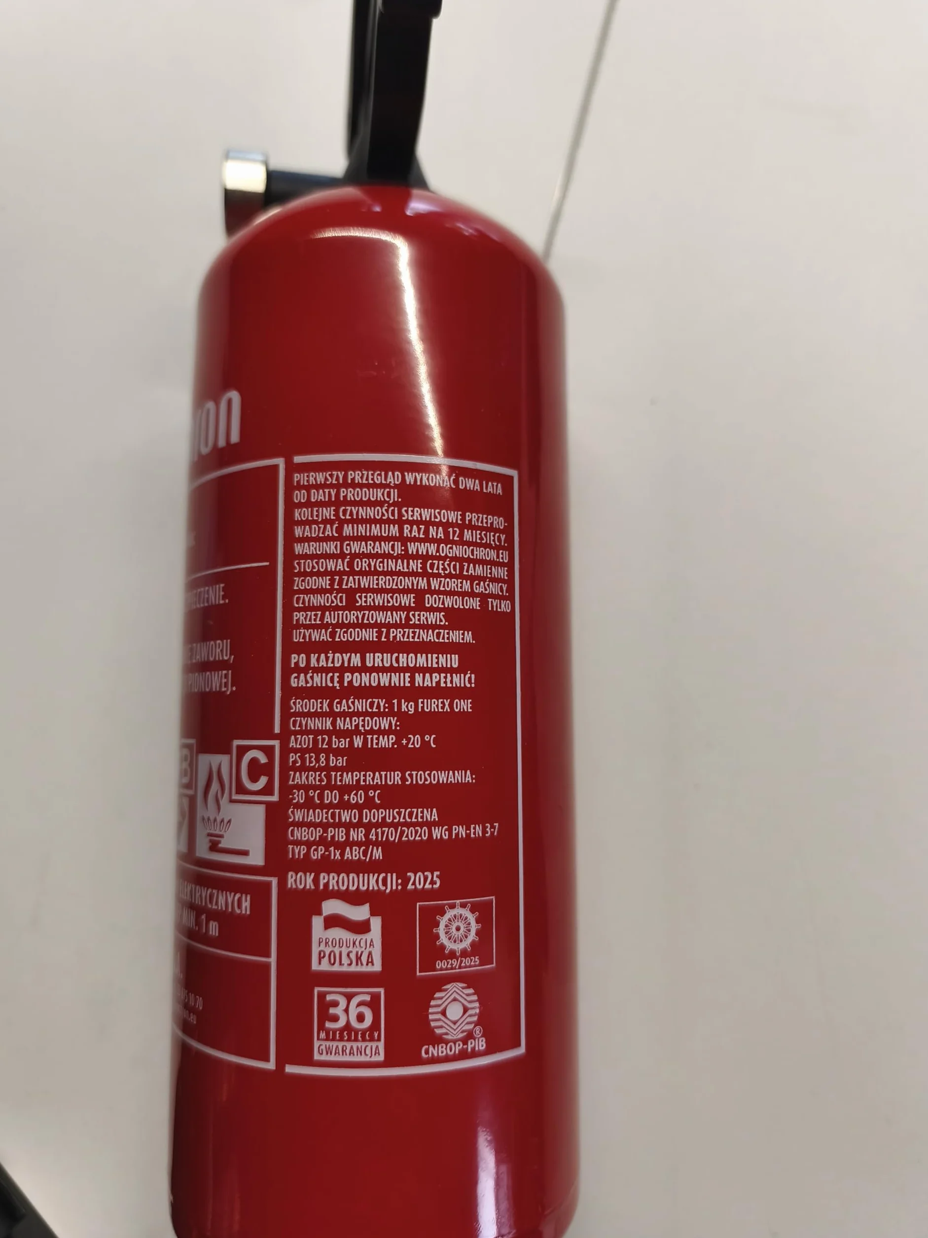 Gaśnica z manometrem 1KG Apteczka DIN13164 samochodowa Kamizelka odblaskowa