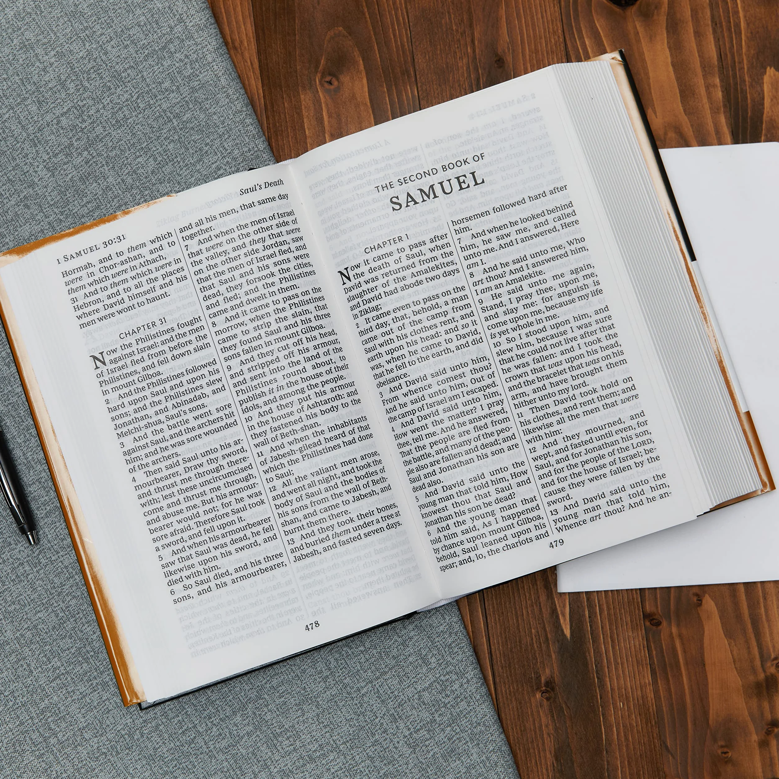 KJV, Pew Bible, Large Print, Hardcover, Blue, Red Letter Edition: Holy Bible, King James Version