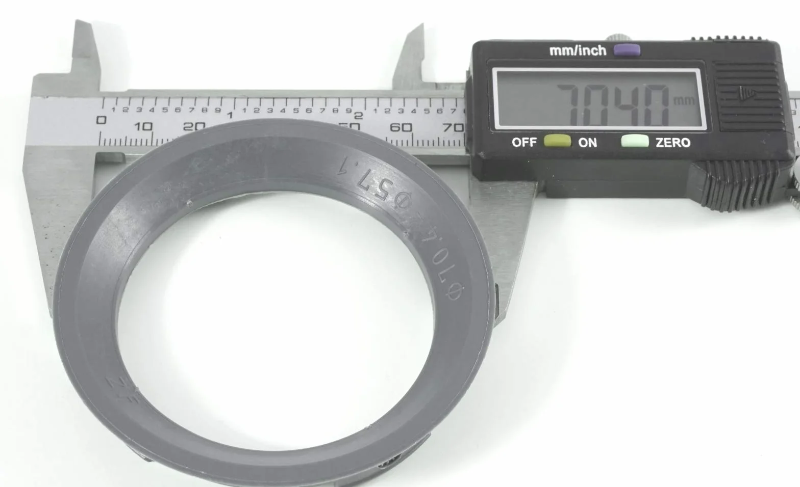 Pierścienie centrujące 70,4 x 57,1 mm do Rondell ROD, ciemnoszare, komplet 4 sztuk