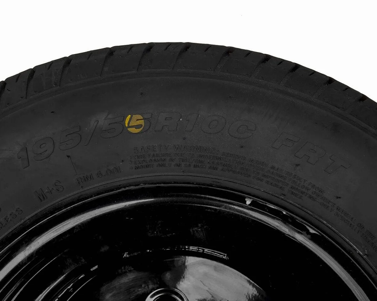 Unitrailer Koło wzmocnione do przyczep 195/55 R10C z czarną felgą