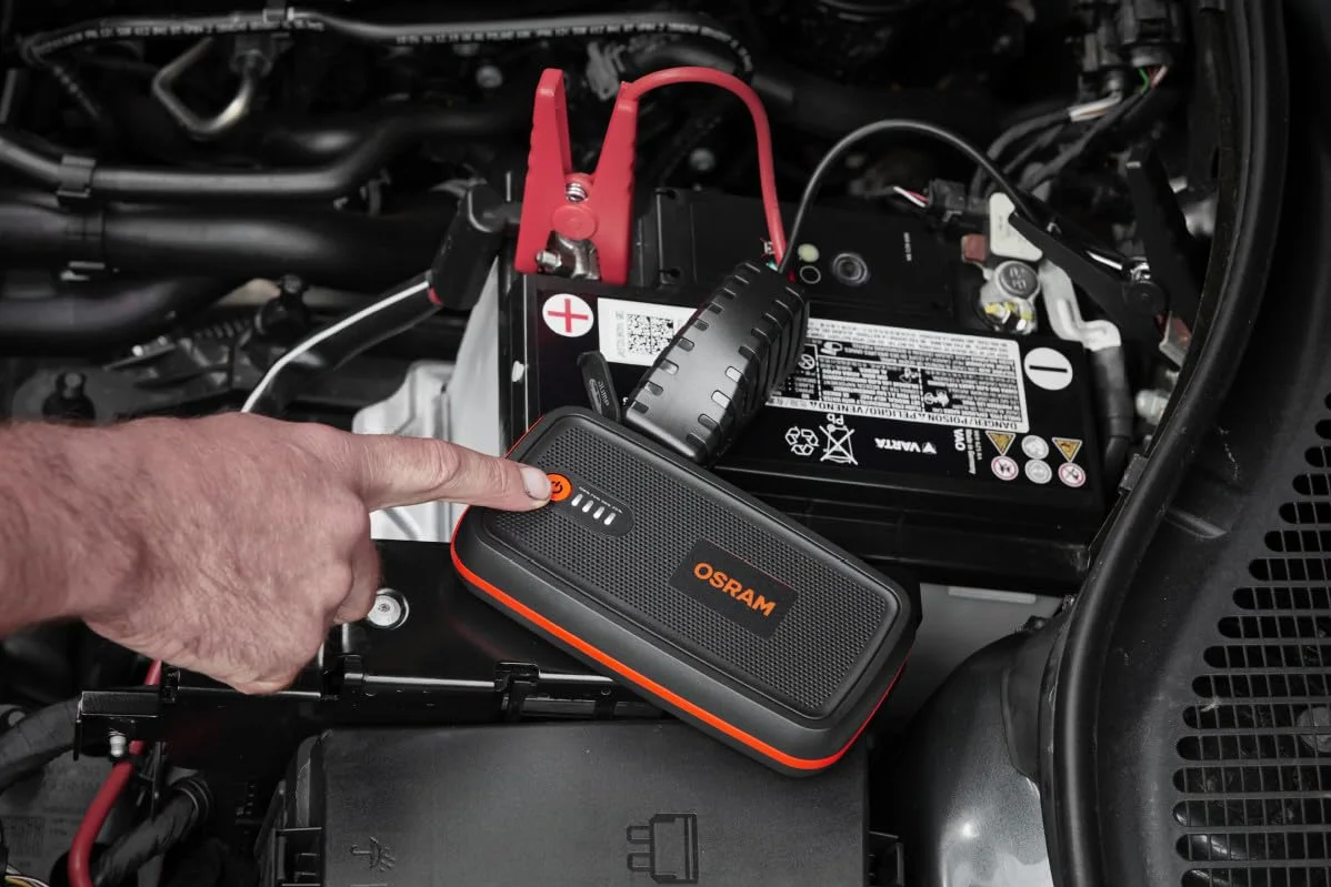 OSRAM BATTERYstart 300 rozrusznik samochodowy 13000 mAh