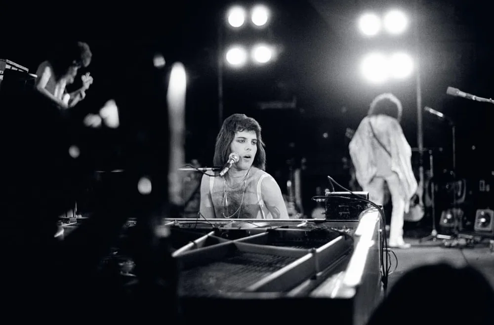 Queen : Forever: An Intimate Portrait of Queen's Final Tour
