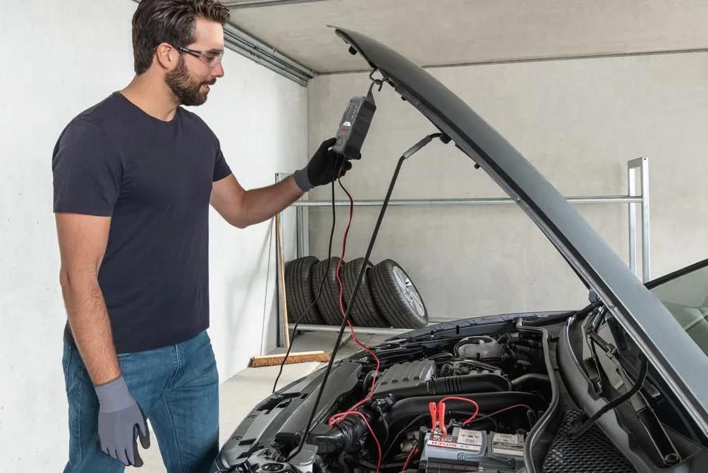 BOSCH 0 189 911 030 Ładowarka do akumulatorów